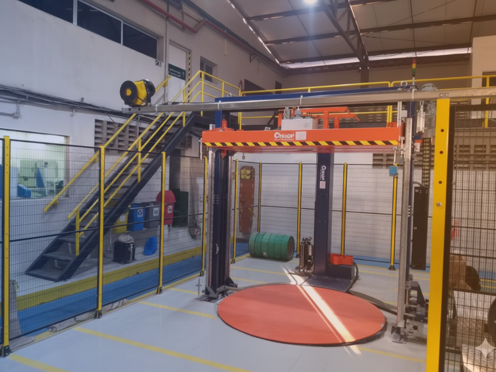 Estación de flejado y Palletizado