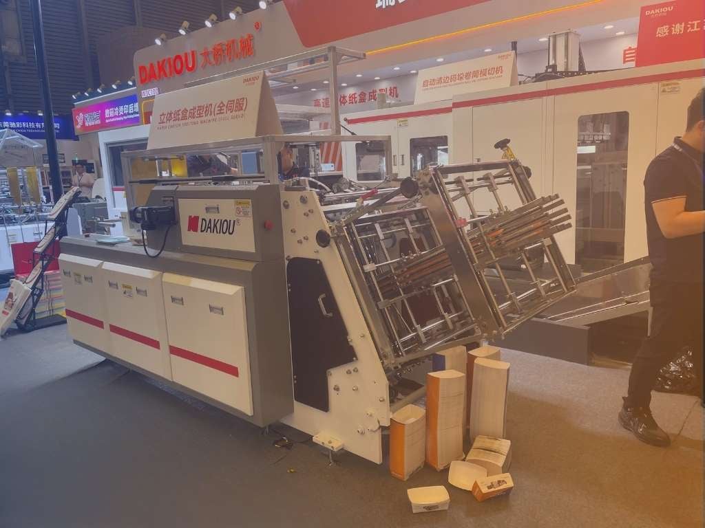 Pegadora formadora de envases cartulina Pegadora formadora de envases cartulina